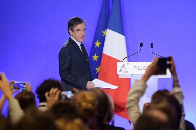 François Fillonétait en meeting dans le Vaucluse, il a demandé à être jugé sur son parcours © CHRISTOPHE ARCHAMBAULT / AFP