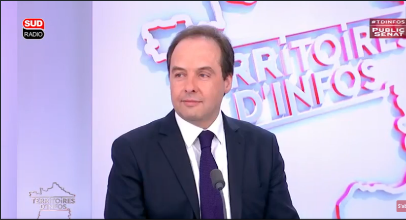 Jean-Christophe Lagarde, président de l'UDI, sur le plateau de Territoires d'Infos, sur Public Sénat et Sud Radio