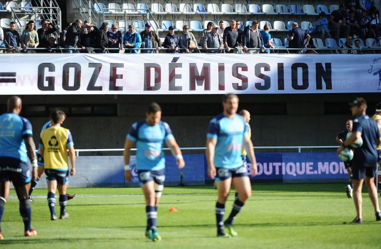 Les banderoles du duel Montpellier - Racing 92 n'ont pas plu à la LNR (Franck Pennant / AFP).