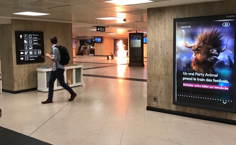 Une photo d'un témoin qui annonce être sur place au moment de l'explosion à la gare centrale de Bruxelles
