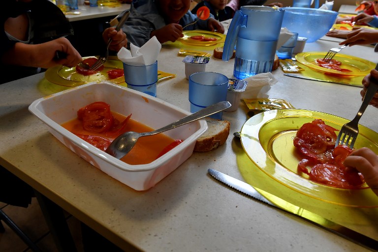Cantine scolaire (©GEORGES GOBET - AFP)