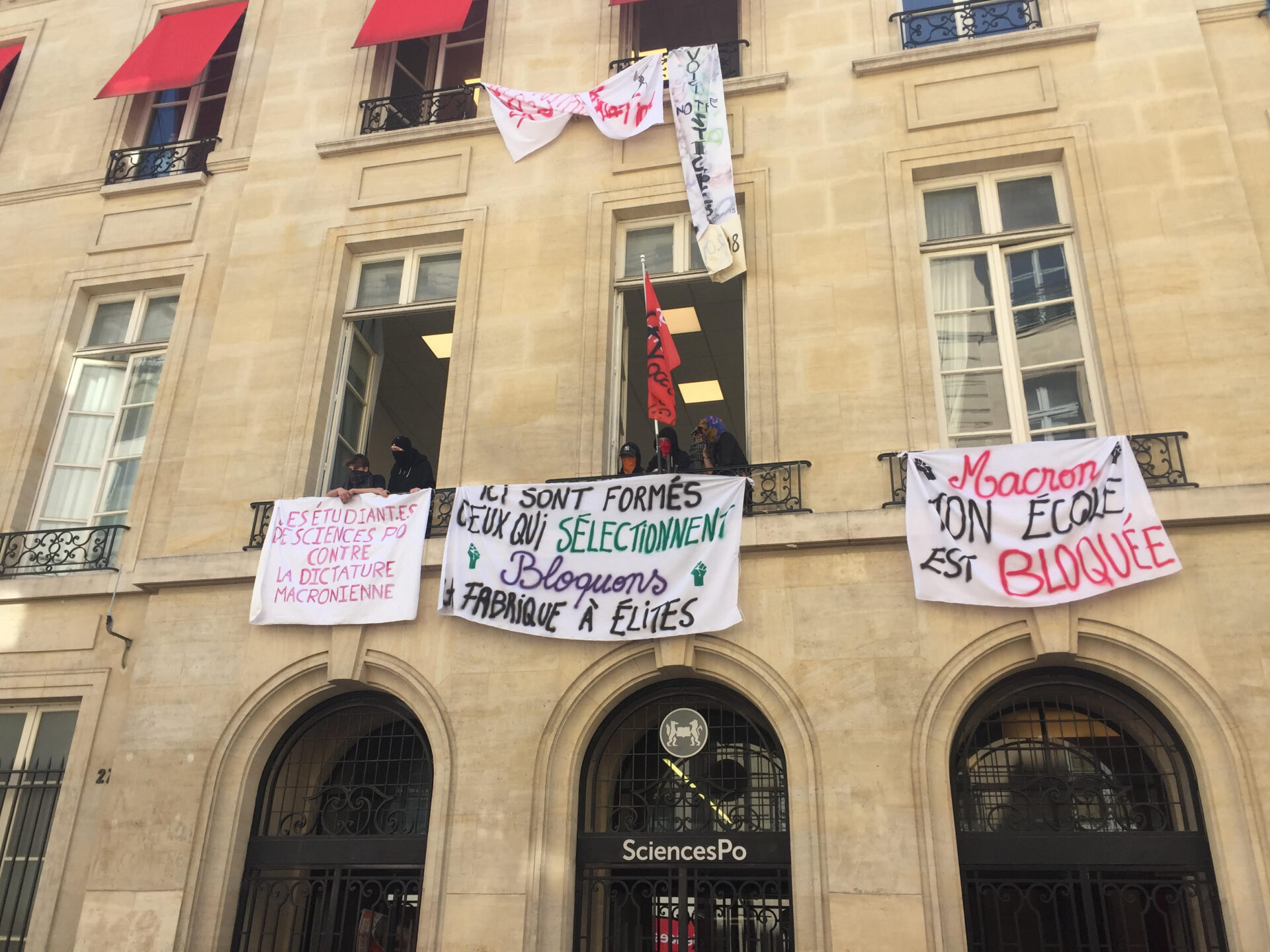 "Nous demandons le retrait de la loi ORE" (Emma, étudiante à Science Po Paris)