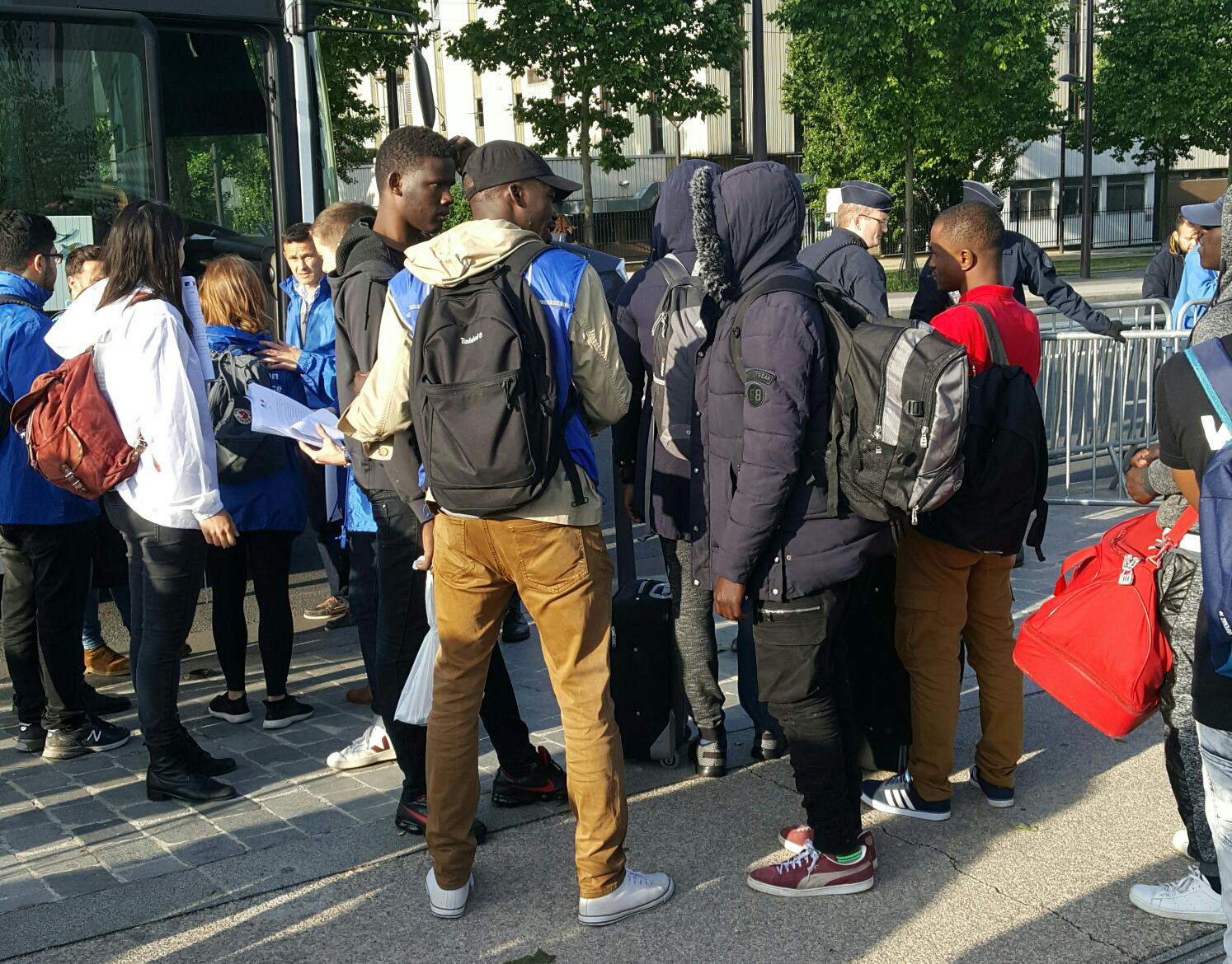 De nombreux migrants ont été évacués du camp du Millénaire à Paris (©Victoria Koussa - Sud Radio).JPG