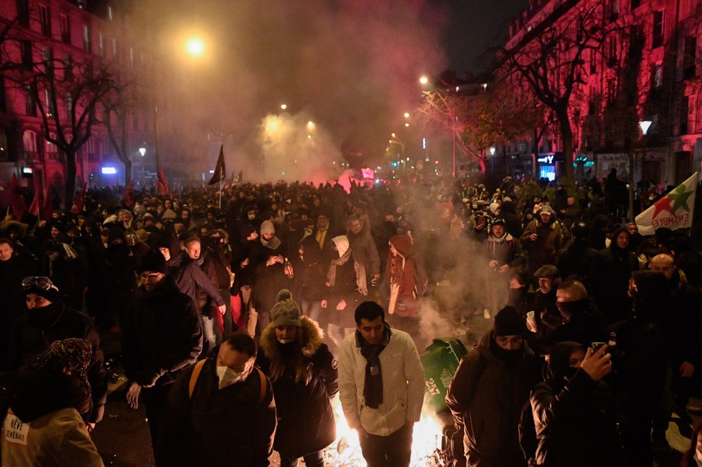 manifestations paris violence commerçants réforme retraite