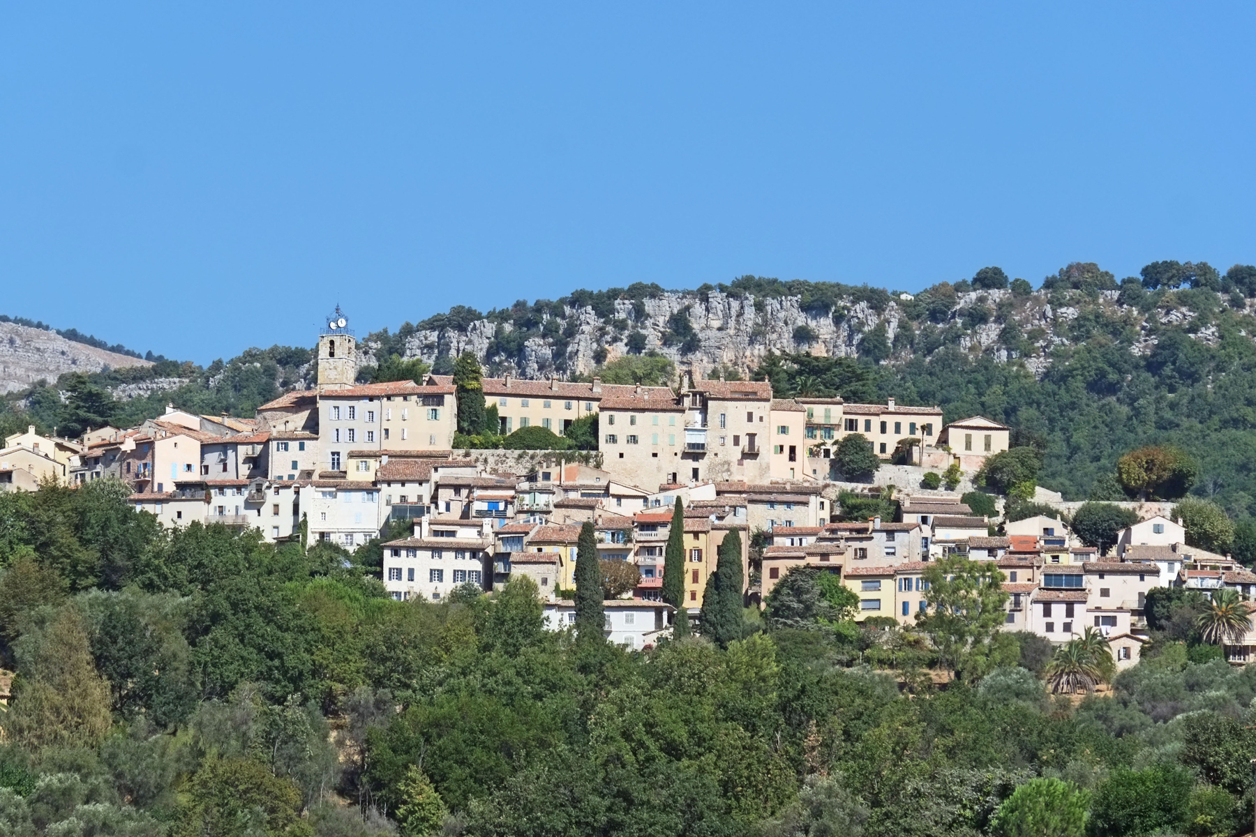 eau Châteauneuf-Grasse