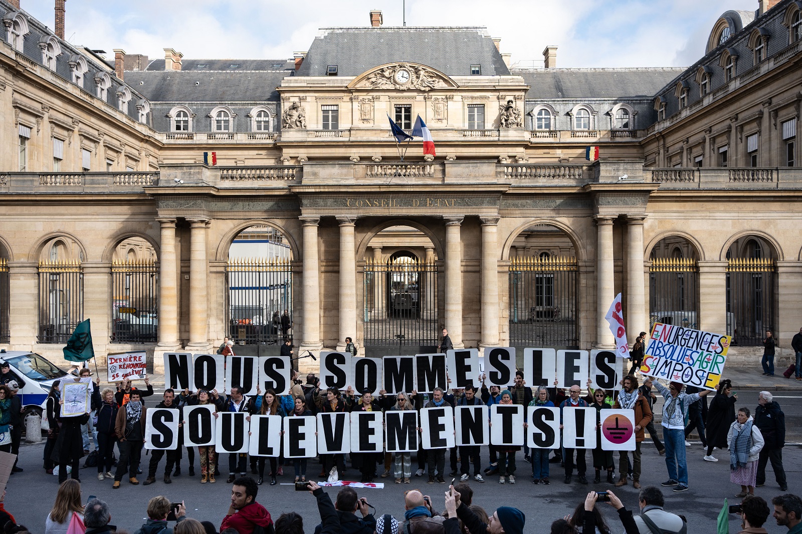 conseil d'Etat, soulèvements de la terre, annulation, dissolution