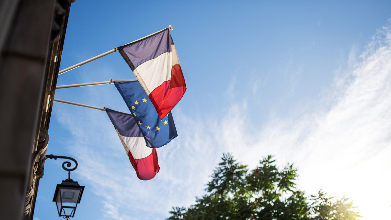 On en est à vouloir imiter le plan de redressement de la Grèce