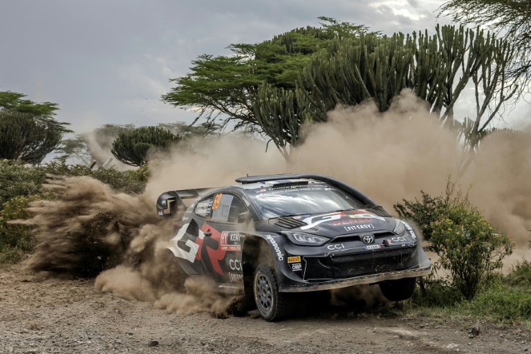 Kalle Rovanpera au volant de sa Toyota au Rally du Kenya à Gilgil le 30 mars 2024