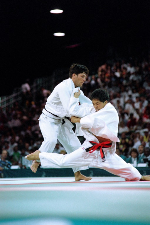 Tadahiro Nomura (d) contre Girolamo Giovinazzo aux Jeux olympiques d'Atlanta le 26 juillet 1996