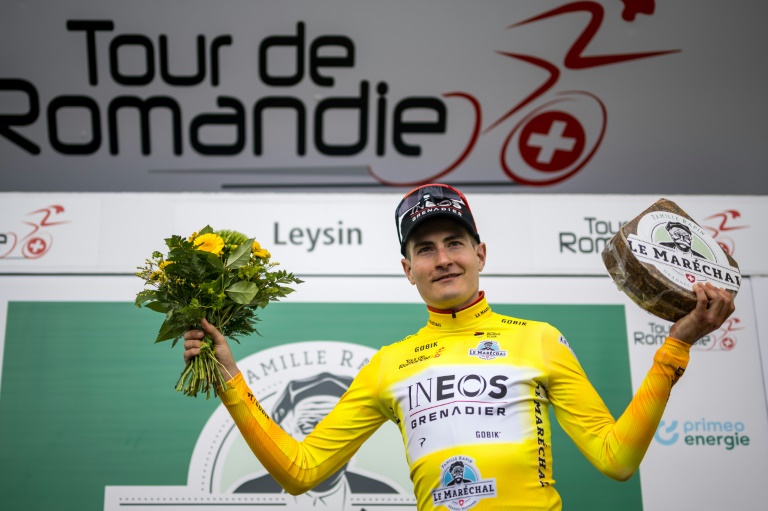 L'Espagnol Carlos Rodriguez nouveau maillot jaune du Tour de Romandie après la 4e étape, le 27 avril 2024 à Leysin