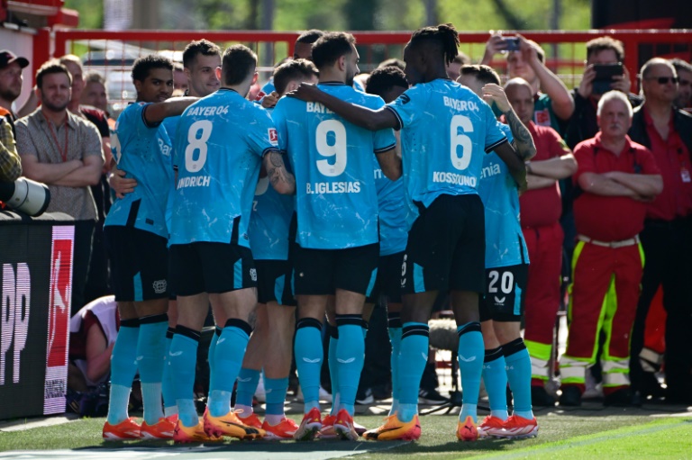 Les joueurs du Bayer Leverkusen célèbrent leur but contre l'Union Berlin samedi en championnat