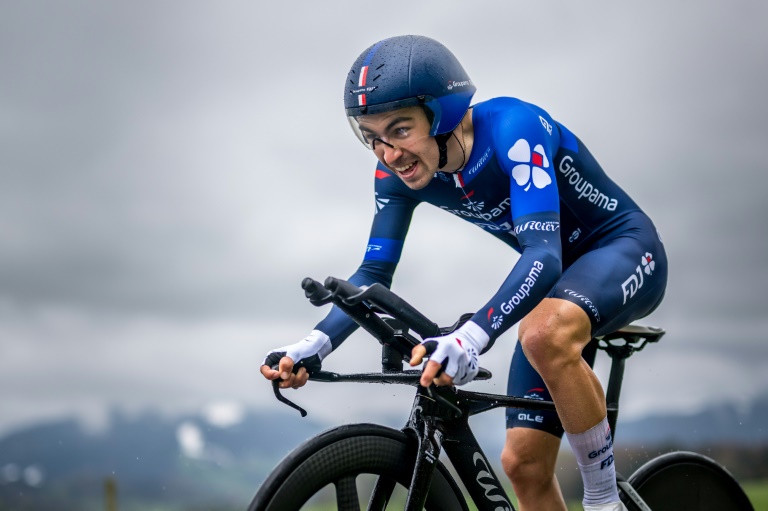Le Français Lenny Martinez lors de la 3e étape du Tour de Romandie, un contre-la-montre de 15,5 km à Oron