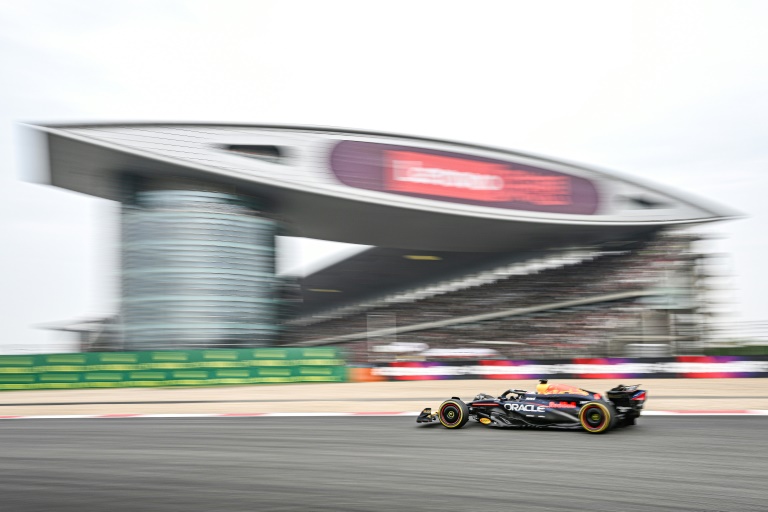 Max Verstappen, au volant de sa Red Bull, n'a pas tremblé dimanche, en Chine