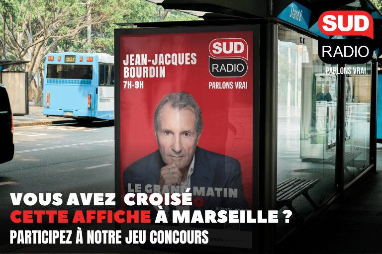 Prenez un selfie avec les affiches Sud Radio dans votre ville et partagez-le sur les réseaux sociaux avec le hashtag #ParlonsVraiÀMarseille. On compte sur vous ! Votre photo pourrait être mise en avant, et vous contribuerez à faire briller votre ville !