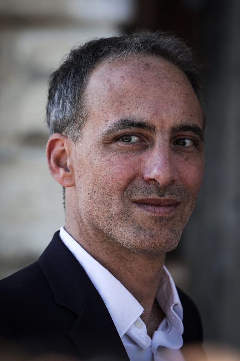 rapha-l-glucksmann-mise-tout-pour-2027