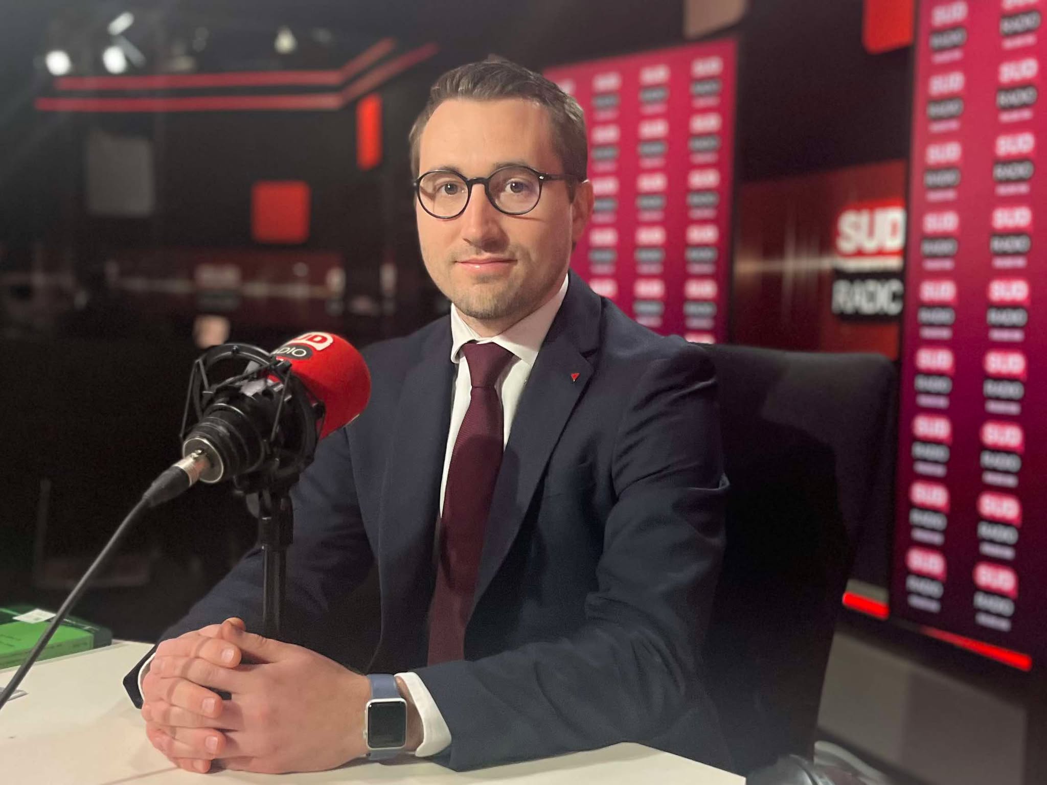 Antoine léaument, censure, violences racistes