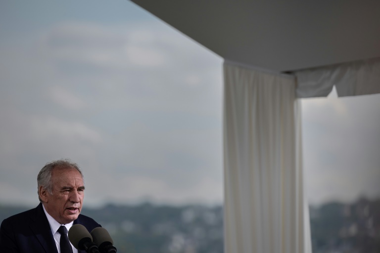 Le Premier ministre français François Bayrou lors des commémorations de la Journée nationale des mémoires de l'esclavage et de ses abolitions, à Brest, le 10 mai 2025