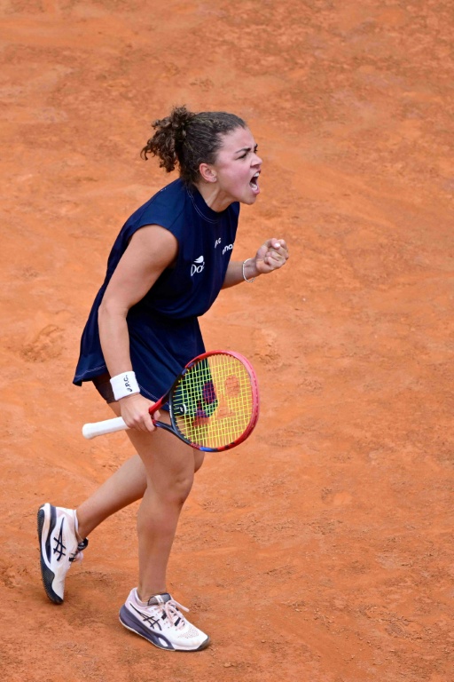 L'Italienne Jasmine Paolini durant son match face à la Russe Diana Shnaider en quarts de finale du WTA 1000 de Rome le 13 mai 2025