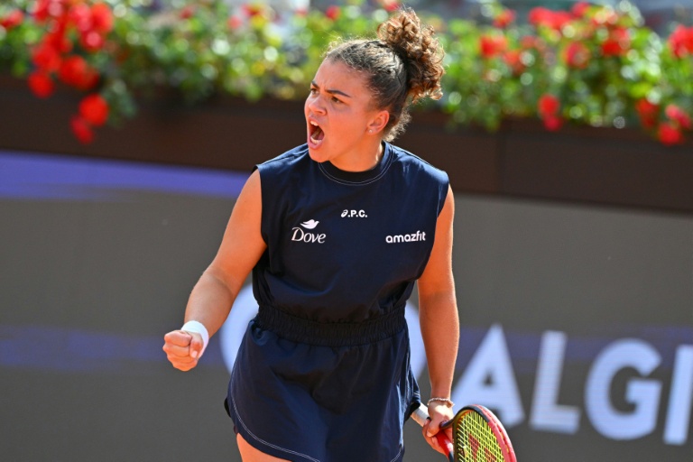 L'Italienne Jasmine Paolini durant sa demi-finale du WTA 1000 de Rome contre l'Américaine Peyton Stearns le 15 mai 2025