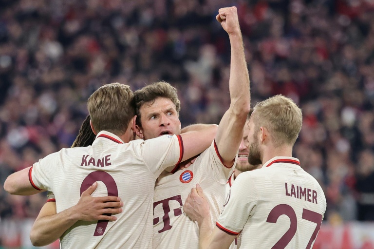 L'attaquant du Bayern Munich Thomas Müller célèbre son but contre l'Inter Milan, le 8 avril 2025 à Munich