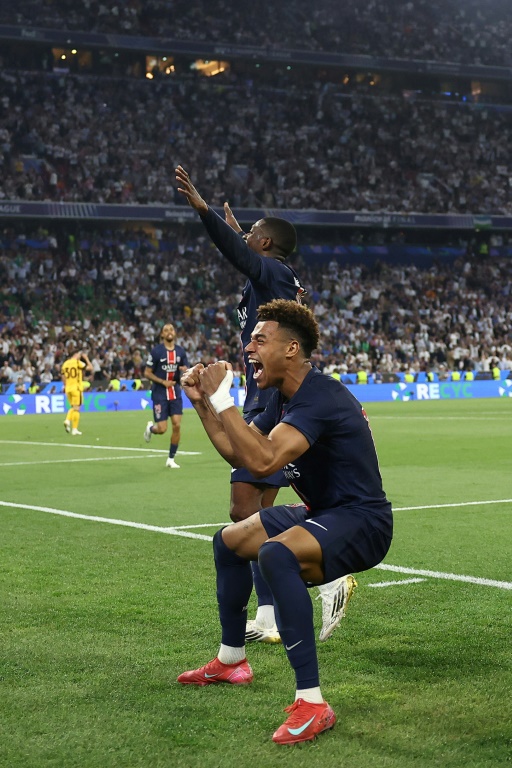Desiré Doué célèbre la victoire du PSG en finale de la Ligue des champions, le 31 mai 2025 à Munich