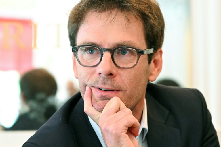 Le maire socialiste de Rouen, Nicolas Mayer-Rossignol, à Paris le 25 avril 2025