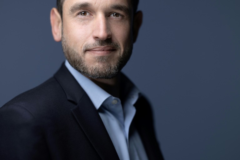 Le gouvernement continue d’abandonner nos industries, a protesté sur X le secrétaire général du Parti socialiste Pierre Jouvet.