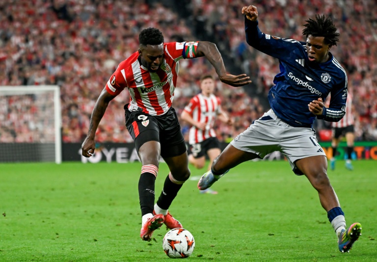 Inaki Williams (gauche) et Patrick Dorgu à Bilbao le 1er mai 2025