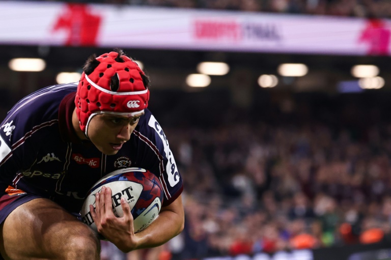 L'ailier de l'Union Bordeaux-Bègles Louis Bielle-Biarrey lors de la finale de Champions Cup contre Northampton le 24 mai 2025 à Cardiff