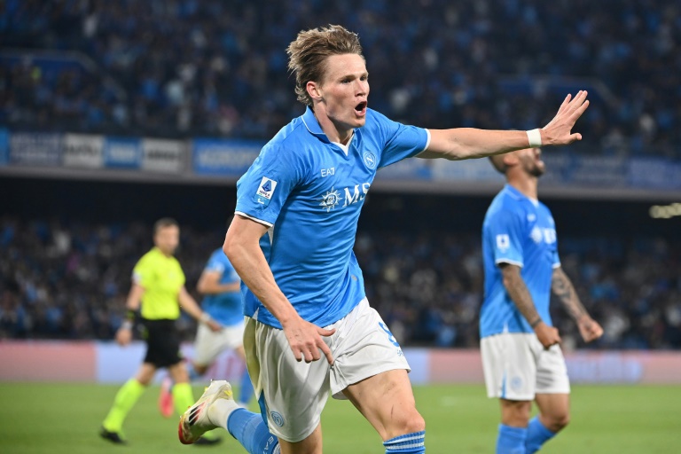 Le milieu écossais du Napoli Scott Mc Tominay auteur de l'ouverture du score contre Cagliari au stade Diego-Maradona, le 23 mai 2025