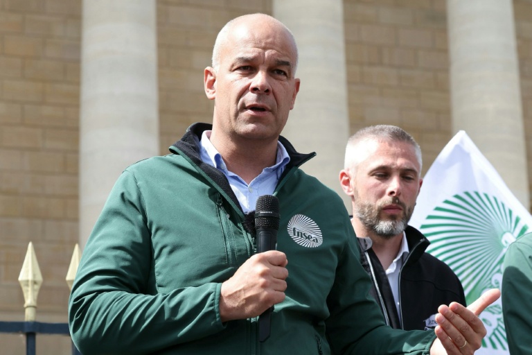 Arnaud Rousseau, président du principal syndicat agricole FNSEA, devant l'Assemblée nationale française à Paris, le 26 mai 2025