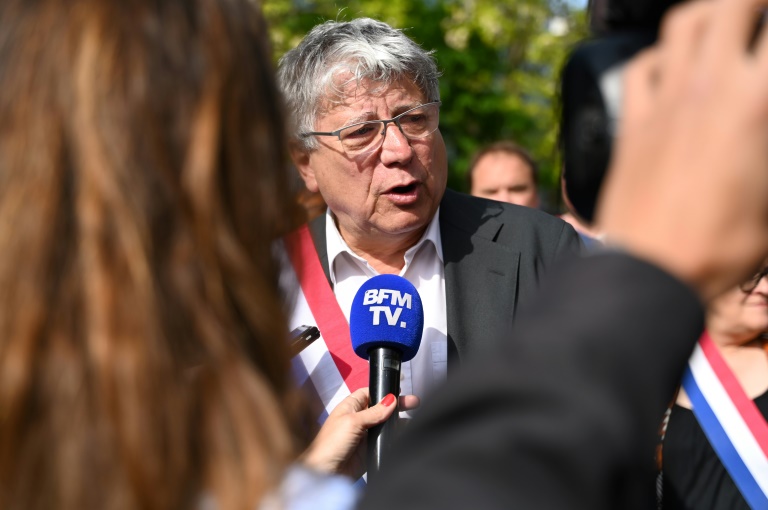 Eric Coquerel, député LFI de Seine-Saint-Denis, s'est joint au rassemblement des salariés d'ArcelorMittal devant le siège du groupe à Saint-Denis, le 13 mai 2025