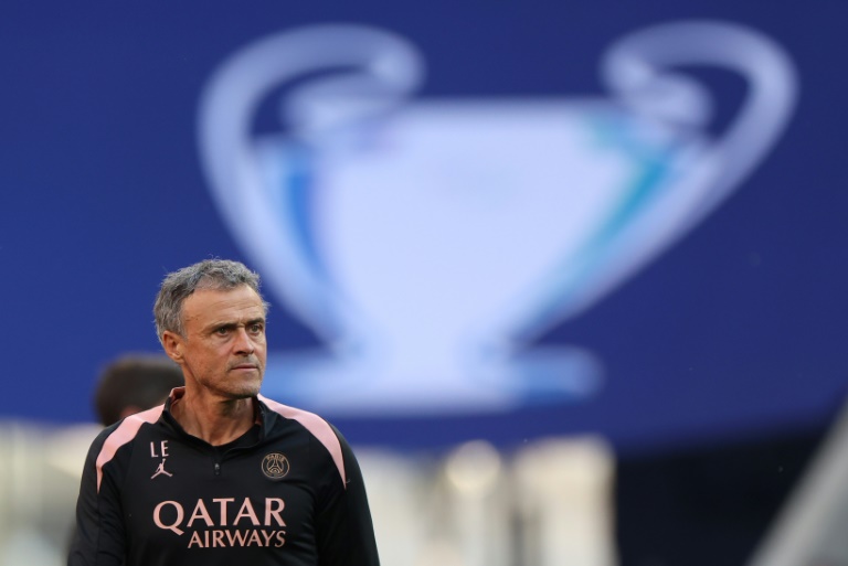 L'entraîneur du Paris Saint-Germain Luis Enrique pendant le dernier entraînement vendredi à Munich avant la finale de Ligue des champions.