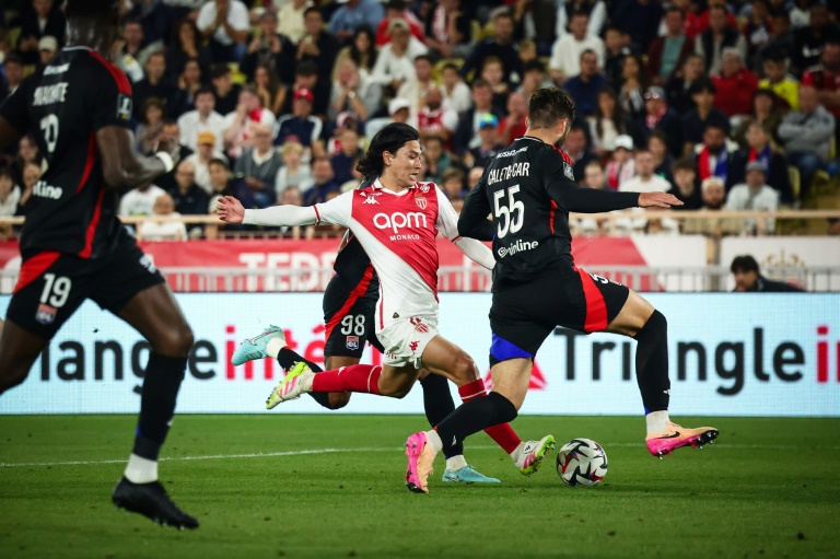 Le Monégasque Takumi Minamino lors de la victoire de Monaco contre l'Olympique lyonnais en Ligue 1 au Stade Louis-II de Monaco le 10 mai 2025