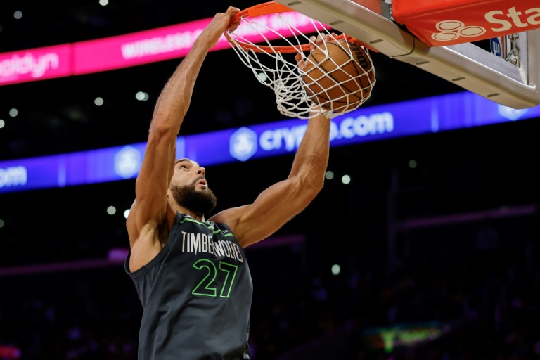 Rudy Gobert lors du match 5 des play offs NBA entre les Minnesota Timberwolves et les Lakers, le 30 avril 2025 à Los Angeles