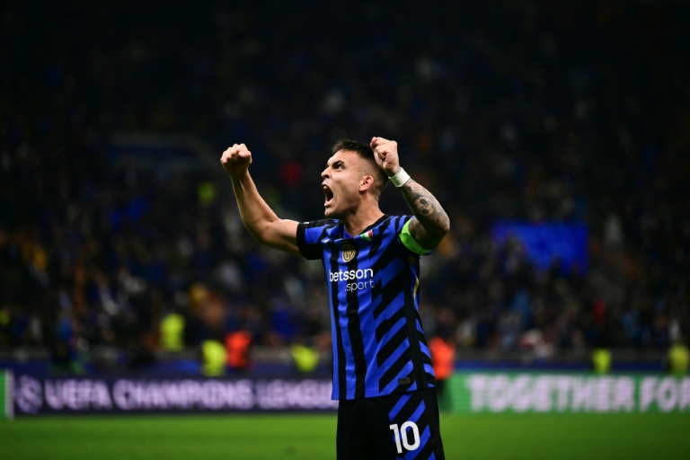 L'attaquant de l'Inter Milan Lautaro Martinez après la qualification de son équipe pour la finale de la Ligue des champions contre le FC Barcelone le 6 mai 2025 à San Siro