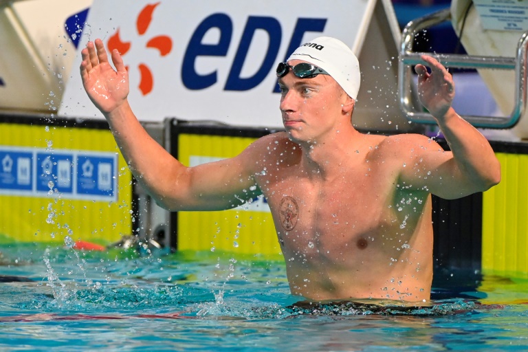 Le nageur français David Aubry après sa victoire sur le 800 m nage libre aux championnats de France de natation à Montpellier le 16 juin 2025