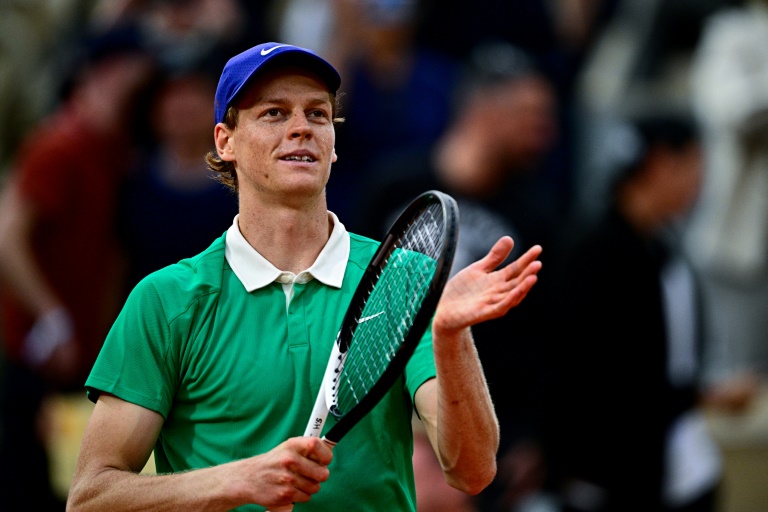 L'Italien Jannik Sinner en quarts de finale de Roland-Garros le 4 juin 2025 à Paris