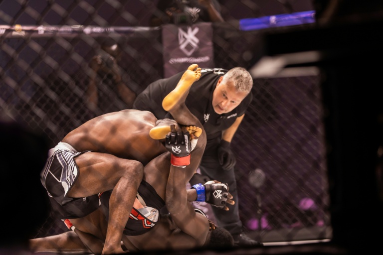 Emmanuel Nworie affronte Jean Do Santos pour le titre des poids légers à l’African Knockout Championship, le 13 juin 2025 à Lagos