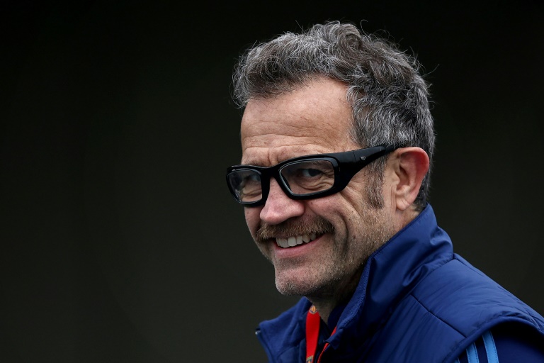 Fabien Galthié lors d'une séance d'entraînement avec l'équipe de France, le 5 février 2025 à Marcoussis