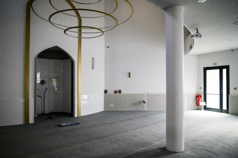 La salle de prière de la mosquée Errahma à Villeurbanne, dans le Rhône, le 3 juin 2025