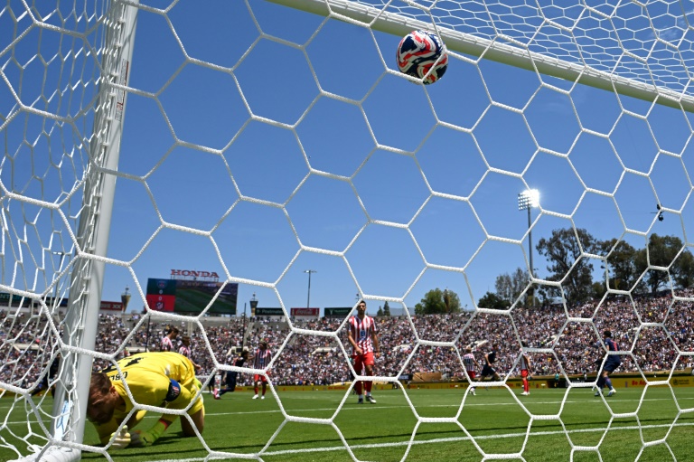 Le gardien de l'Atlético Madrid Jan Oblak est battu une première fois lors du match du Mondial des clubs contre le PSG, score final 4-0, le 15 juin 2025 à Los Angeles
