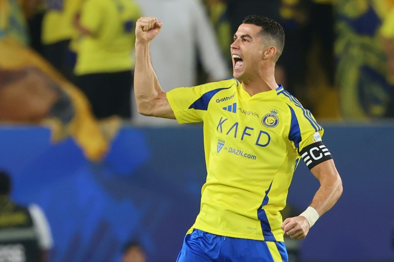 Cristiano Ronaldo, sous le maillot du club saoudien d'Al Nassr lors d'un match du Championnat d'Arabie saoudite le 22 novembre 2024