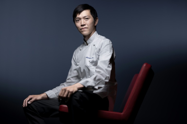 Le chef japonais Shintaro Awa, à Paris le 26 juin 2025