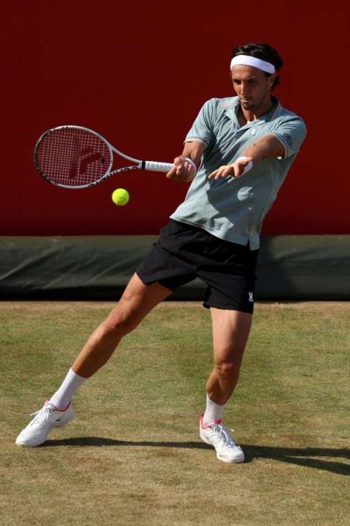 Arthur Rinderknech vainqueur de Ben Shelton, au premier tour du tournoi ATP 500 du Queen's, le 17 juin 2025 à Londres