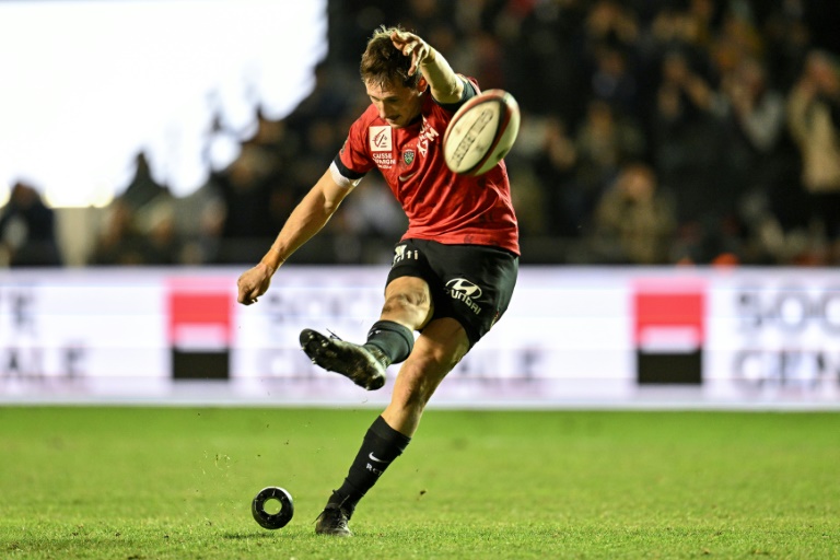 Le demi de mêlée de Toulon Baptiste Serin contre la Rochelle en Top 14, le 26 janvier 2025 à Mayol