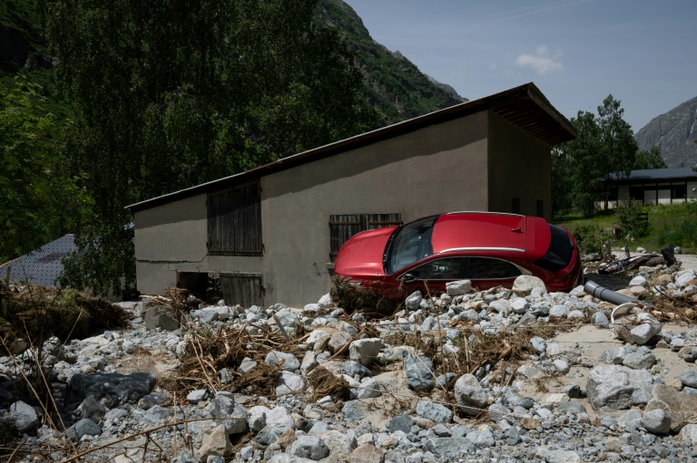 Les dégâts provoqués le 21 juin 2024 par une crue dévastatrice de la rivière Veneon au hameau de La Bérarde, le 28 juin 2024 en Isère