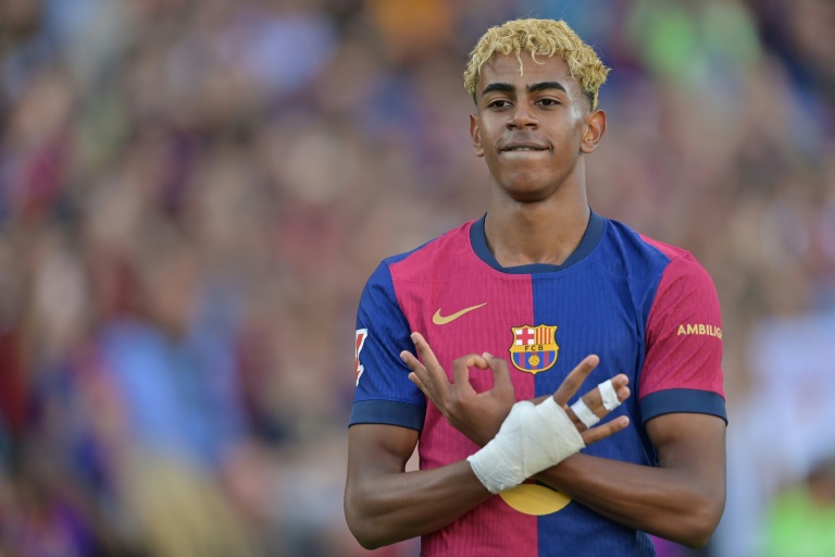 Lamine Yamal après avoir marqué contre Villarreal en championnat d'Espagne, le 18 mai 2025 au stade olympique de Barcelone