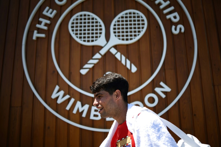 Carlos Alcaraz à Wimbledon le 29 juin 2025