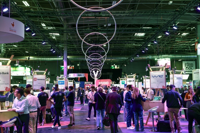 Des visiteurs au salon VivaTech, le 11 juin 2025 à Paris